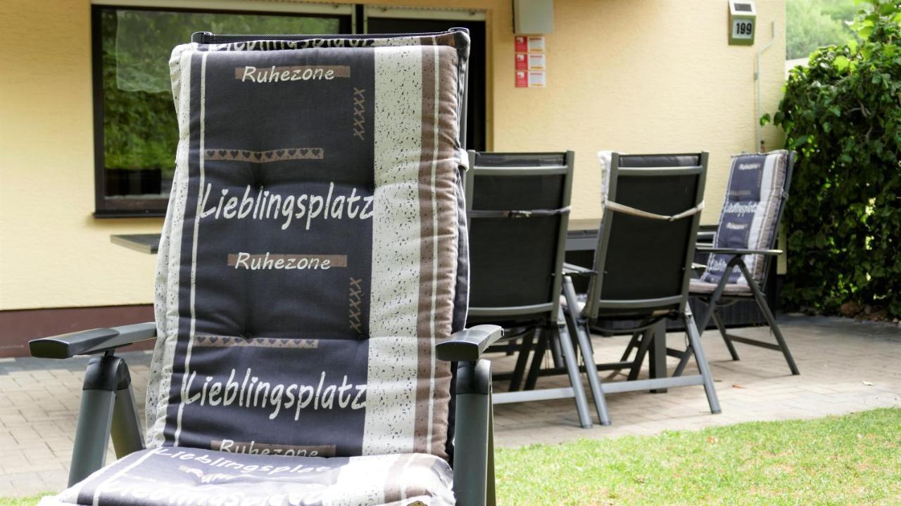 Helles Ferienhaus Im Landhausstil Fuer Bis Zu 10 Personen Frielendorf Exterior photo