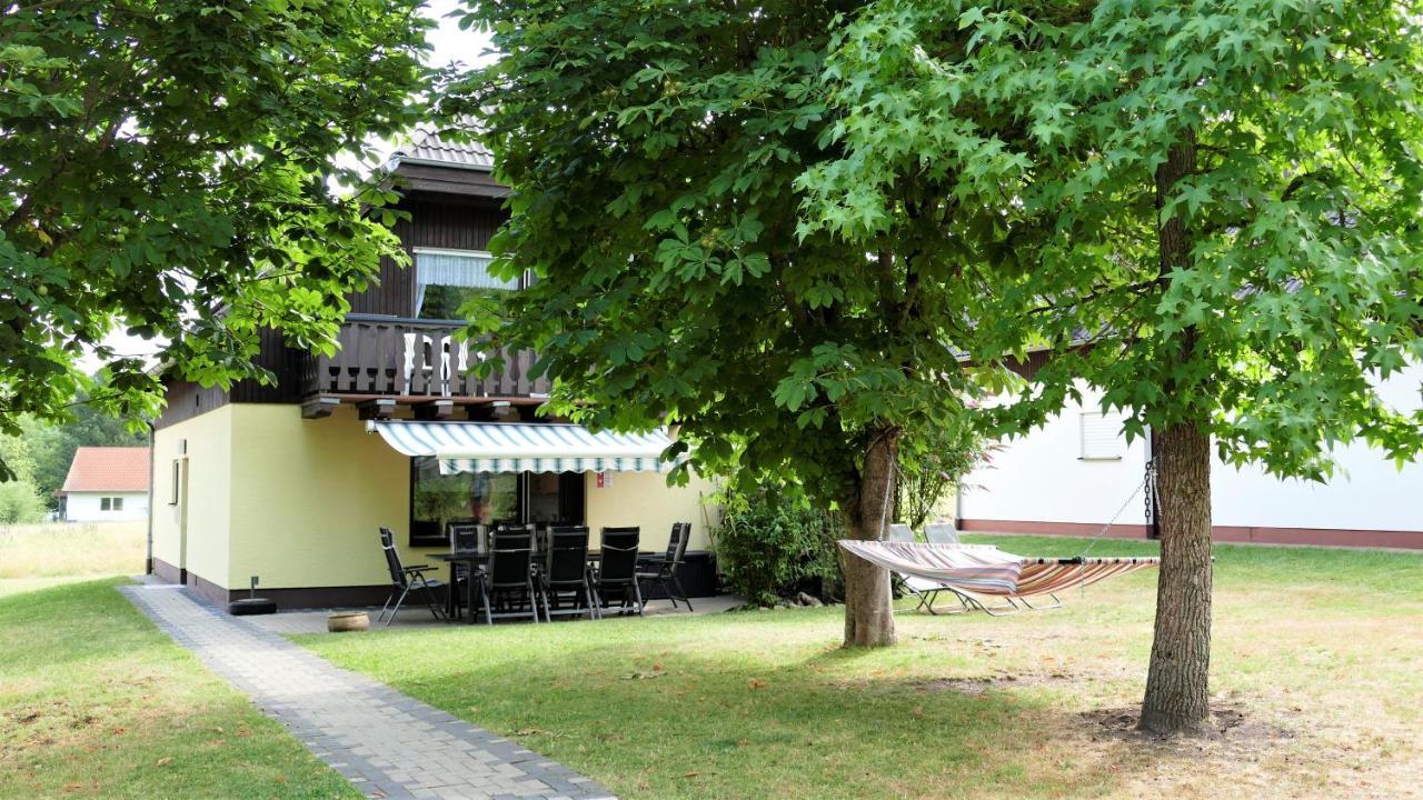 Helles Ferienhaus Im Landhausstil Fuer Bis Zu 10 Personen Frielendorf Exterior photo