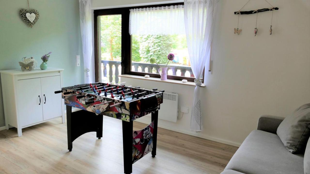 Helles Ferienhaus Im Landhausstil Fuer Bis Zu 10 Personen Frielendorf Exterior photo